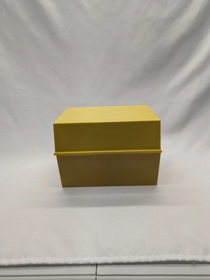 Vintage 1971 Betty Crocker Recipe Card Library Yellow Box Only – NO CARDS  - Image 2 of 4