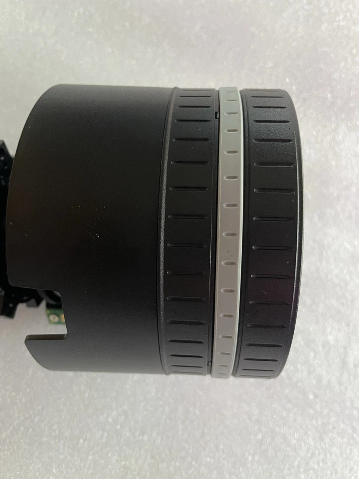 巴可 R9832755 投影仪镜头 - 电动变焦/对焦 - 已测试玻璃 - AV 拉动 — 第 4/4 张图片