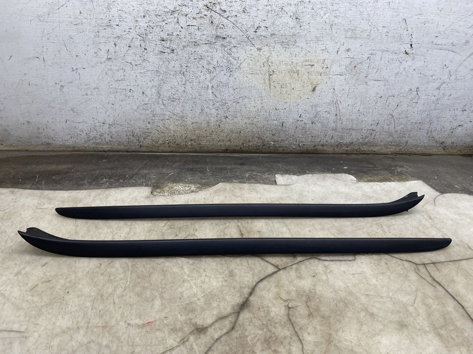 2016-2020 BENTLEY BENTAYGA FRONT RIGHT LEFT A PILLAR WINDSHIELD TRIM PANEL SET