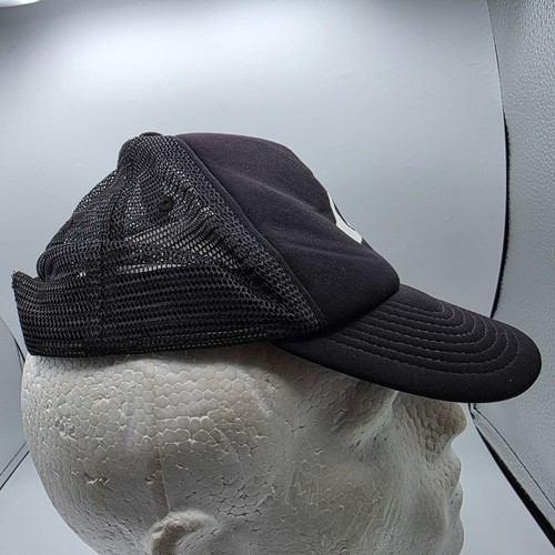 Quiksilver Grounder Hat Mens Black Mesh Logo Trucker Hat Cap Classic Style - Picture 4 of 9