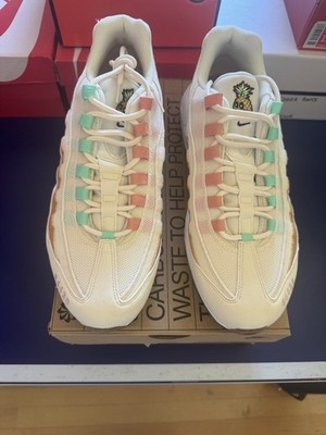 Nike Air Max 95 Men's Size 11 NRG Coconut Milk/Green  New Size 11