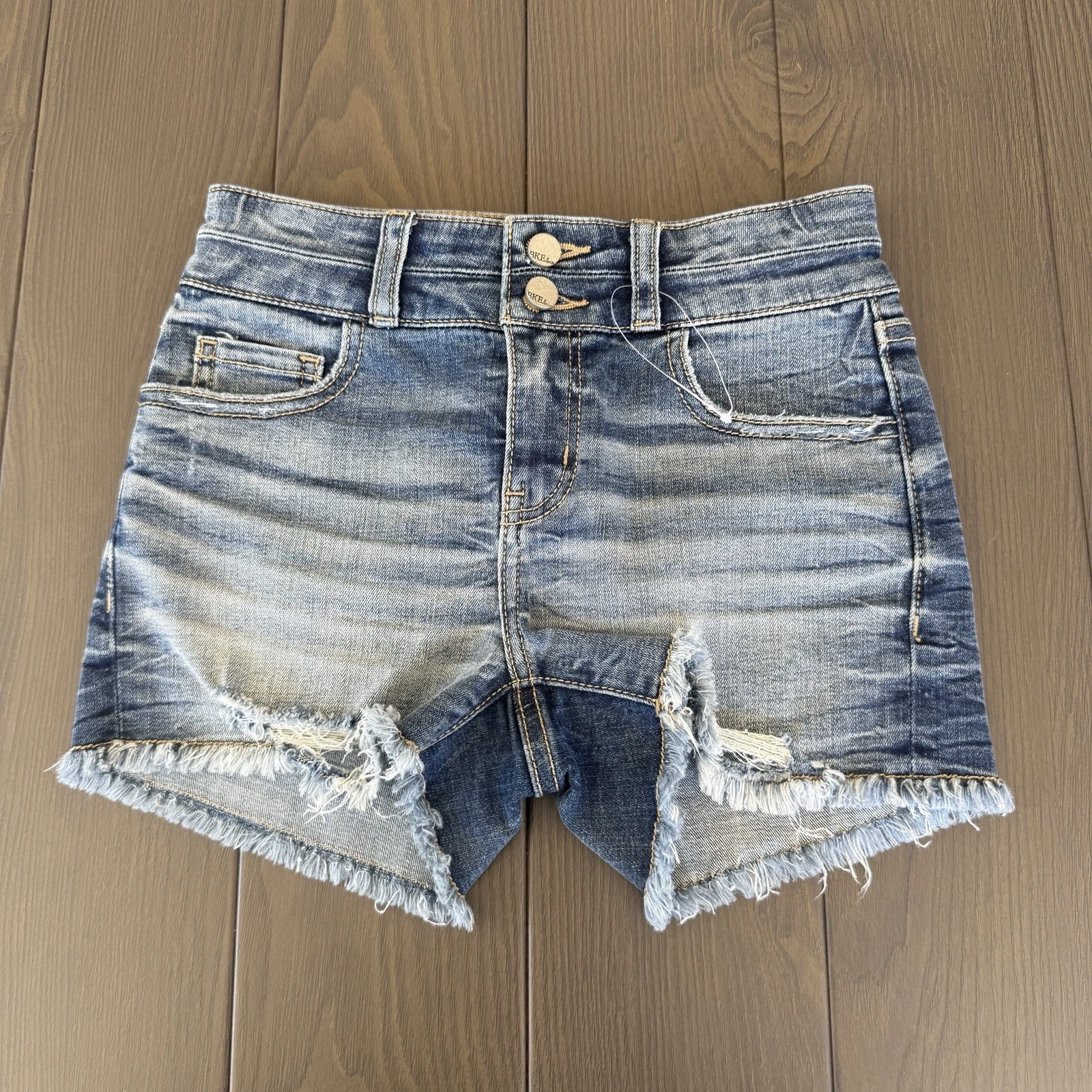 Buckle BKE Cut Off Jean Shorts Y24 Blue Wash Distressed Mid Rise Daisy Dukes