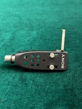 Vintage Sony Cartridge with Black Headshell