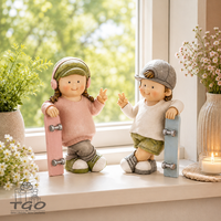Formano 2Er-Set Kinder Mit Skateboard Aus Kunststein Handbemalt-715203