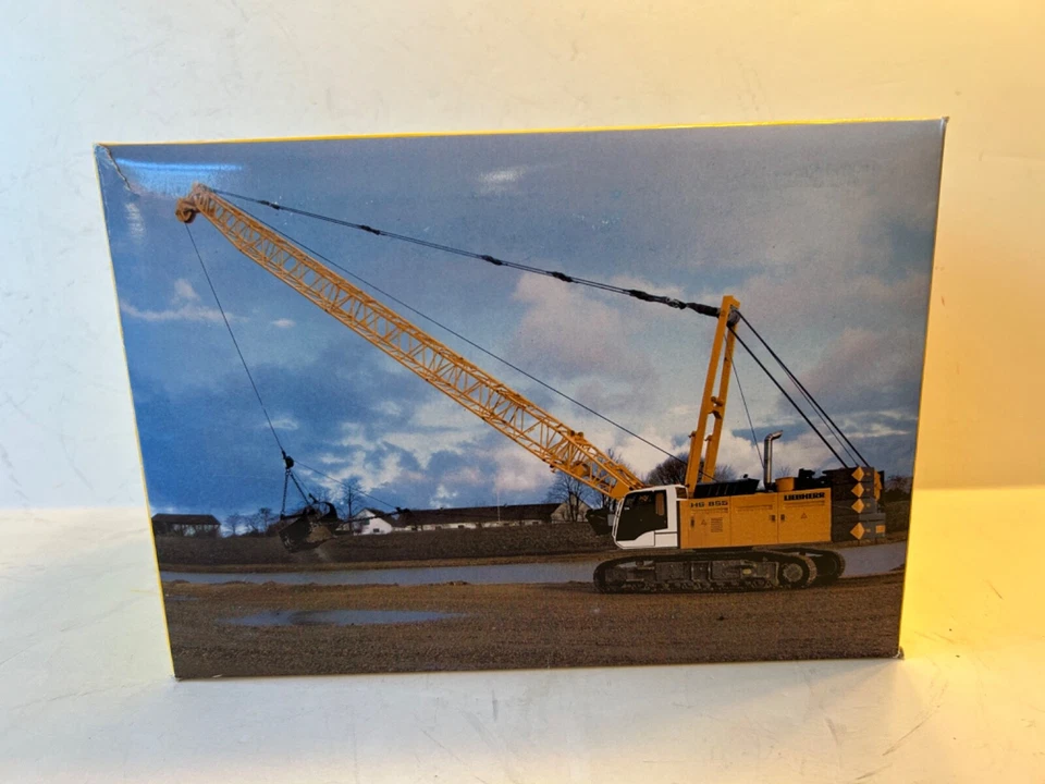 Grúa sobre orugas de ciclo de trabajo 1/50 NZG 728 LIEBHERR HS 855 HD Foto 3 de 4