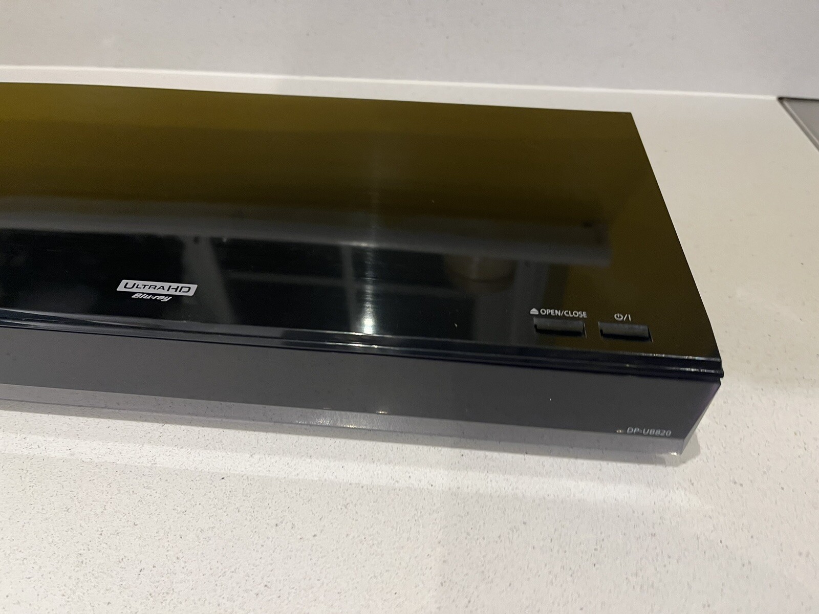 Panasonic DPUB820 WiFi Ultra 4K UHD DVD MULTI REGION Free 16 Bluray