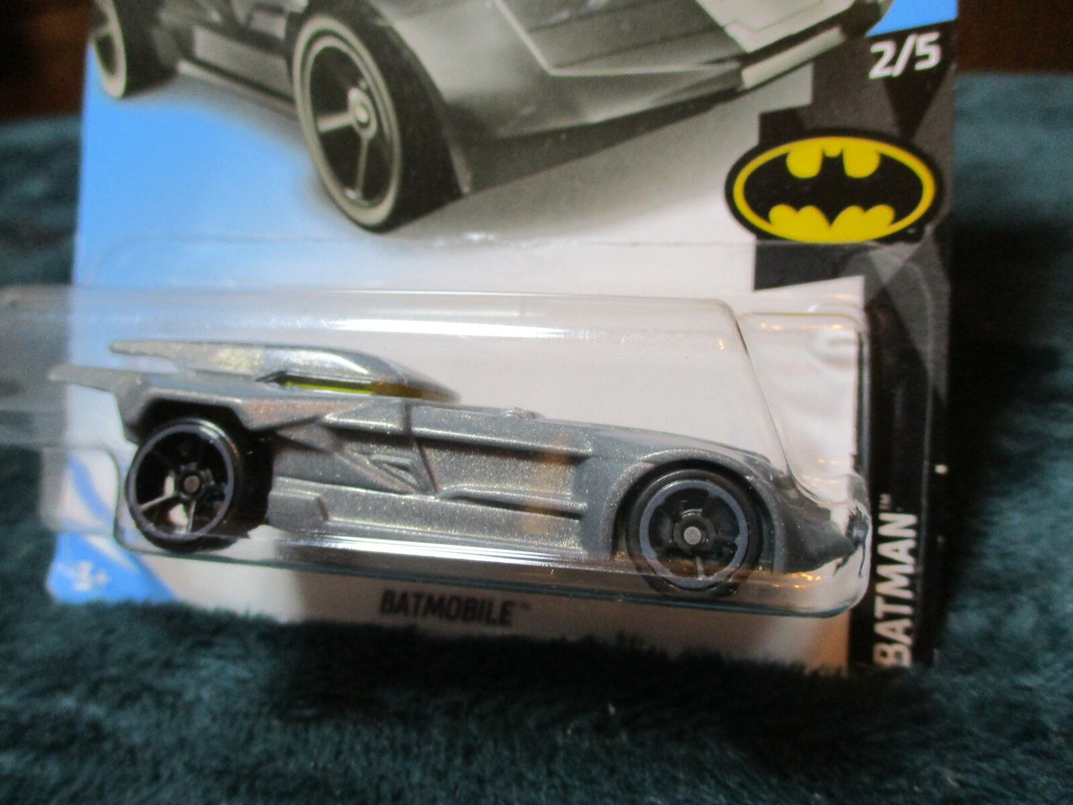Hot Wheels New for 2019 DC Batman Batmobile Silver 1/64 Scale Die
