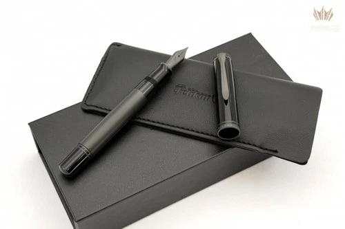 PELIKAN SPECIAL EDITION SOUVERÄN M809 BLACK MATT FOUNTAIN PEN MAGNIFICENT DESIGN