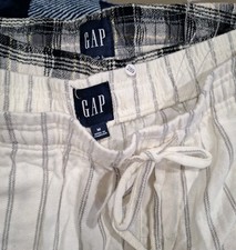 2 Pair GAP Women's Pajama Pants Size M Plaid  Stripe Lounge Sleepwear Set