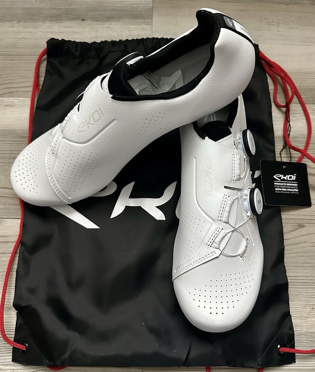 New w/ Bag EKOI Performance R4 White Silver Logo Road Shoes