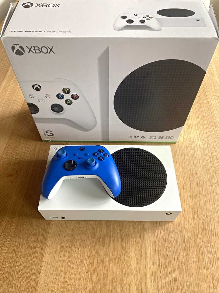 Microsoft Xbox Series S, Foto 1 von 5