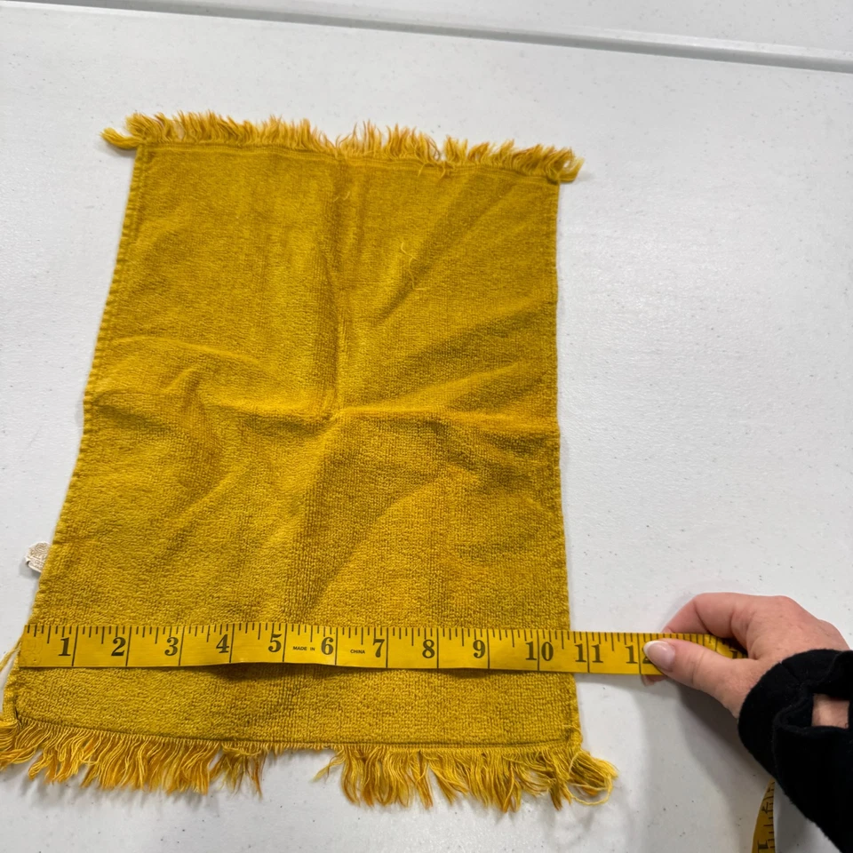 Toalla de mano vintage Sears amarillo mostaza terciopelo tacto algodón años 70 11x15 1459-9 Foto 4 de 4