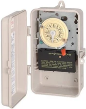 Intermatic T104P3 Mechanical Time Switch - Double Pole, Single Throw, NEMA 3R En