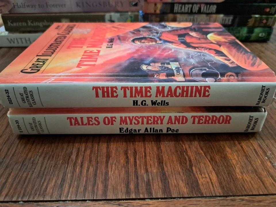 Great Illustrated Classics 2 Book Lot Adventures Time Machine Edgar allan Poe - Image 3 of 4