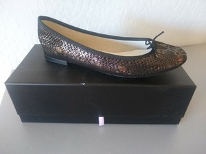 39.5 shoe size to us womens