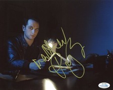 Matthew Rhys Americans Signed Autographed Signed 8x10 Photo ACOA 2020-2