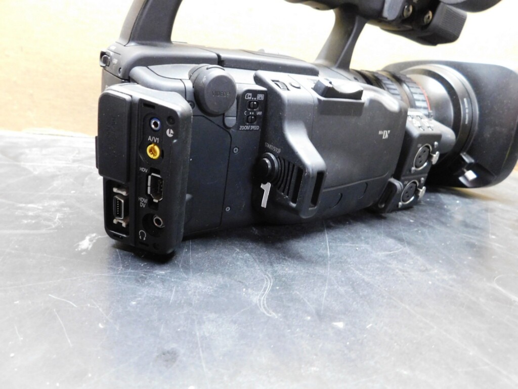 CANON XH A1s Mini DV Video Camera / Camcorder #1
