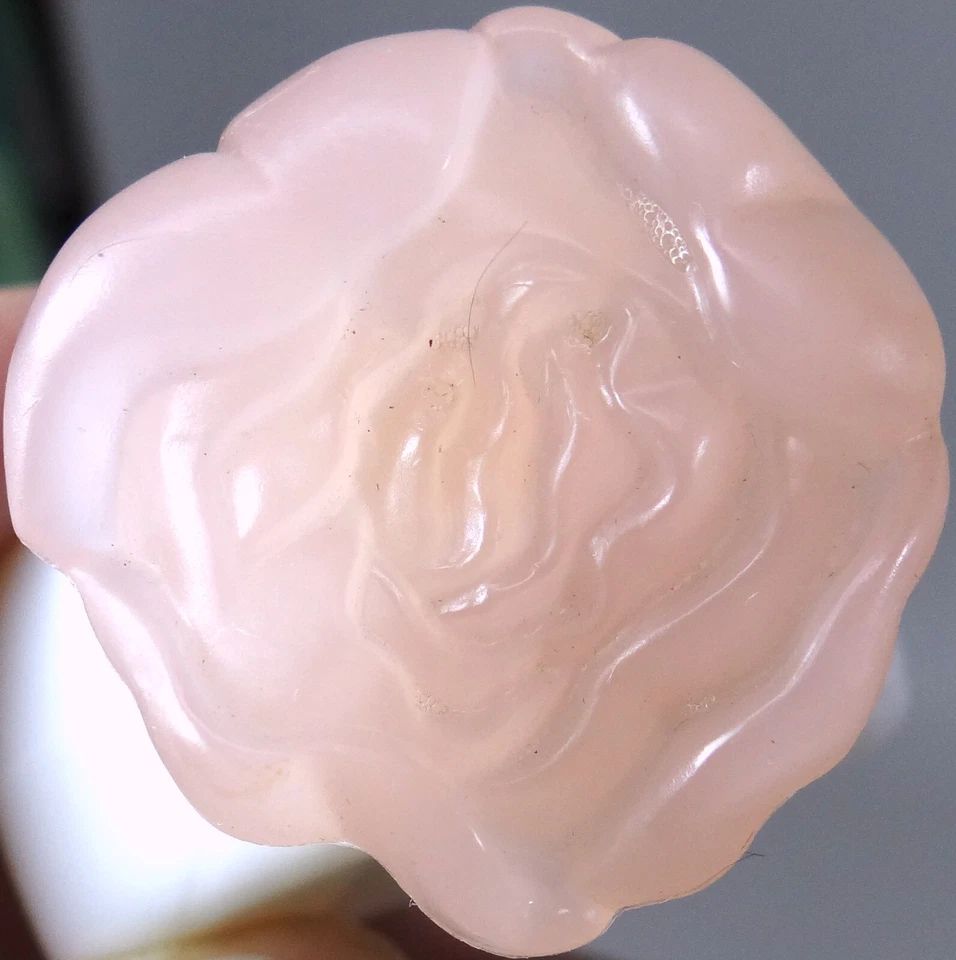 Mini botella de perfume Pivione Peony EDT Yves Rocher .25 oz 7.5 ml floral rosa fresca Foto 3 de 4