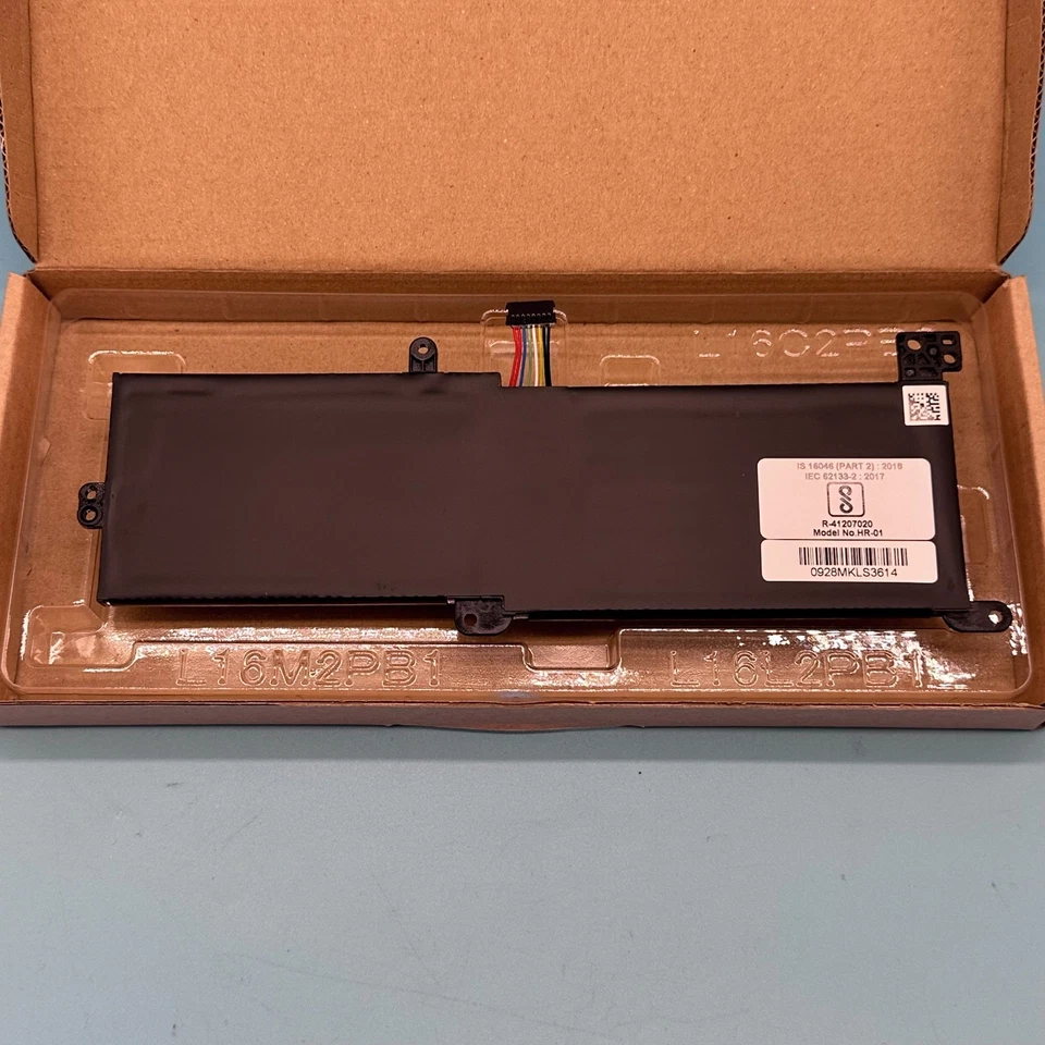 Lenovo IdeaPad 15.6" 320-15ABR Genuine Laptop Battery 7.5V 30Wh 4000mAh L16M2PB1 - image 4 of 4