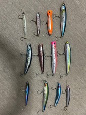 A set of plugs for blue-backed fish, SUNLINE case