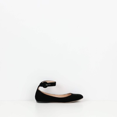 Gianvito Rossi  Black Shoes, Shoe Size 38