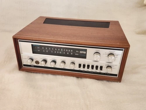 Vintage Pioneer Model SX-1500T Solid State Stereo Receiver With Wood Case