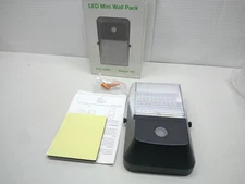 Mini LED Wall Pack 15W AC100-277V 5700K with Photo Cell BLT-WP03-15WC1 150824