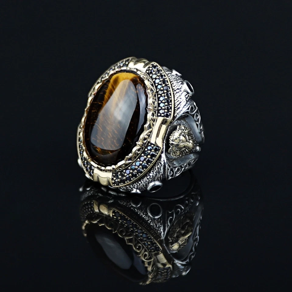 Anillo de plata 925 hecho a mano con piedras preciosas de ojo de tigre para hombre con figura de León Foto 3 de 4