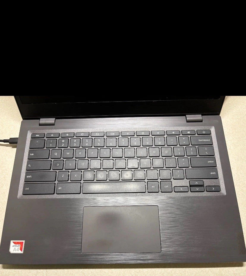 Chromebook Lenovo 14e Foto 3 de 4