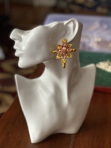 Costume Jewellery Glamour Earrings - Picture 2 of 2