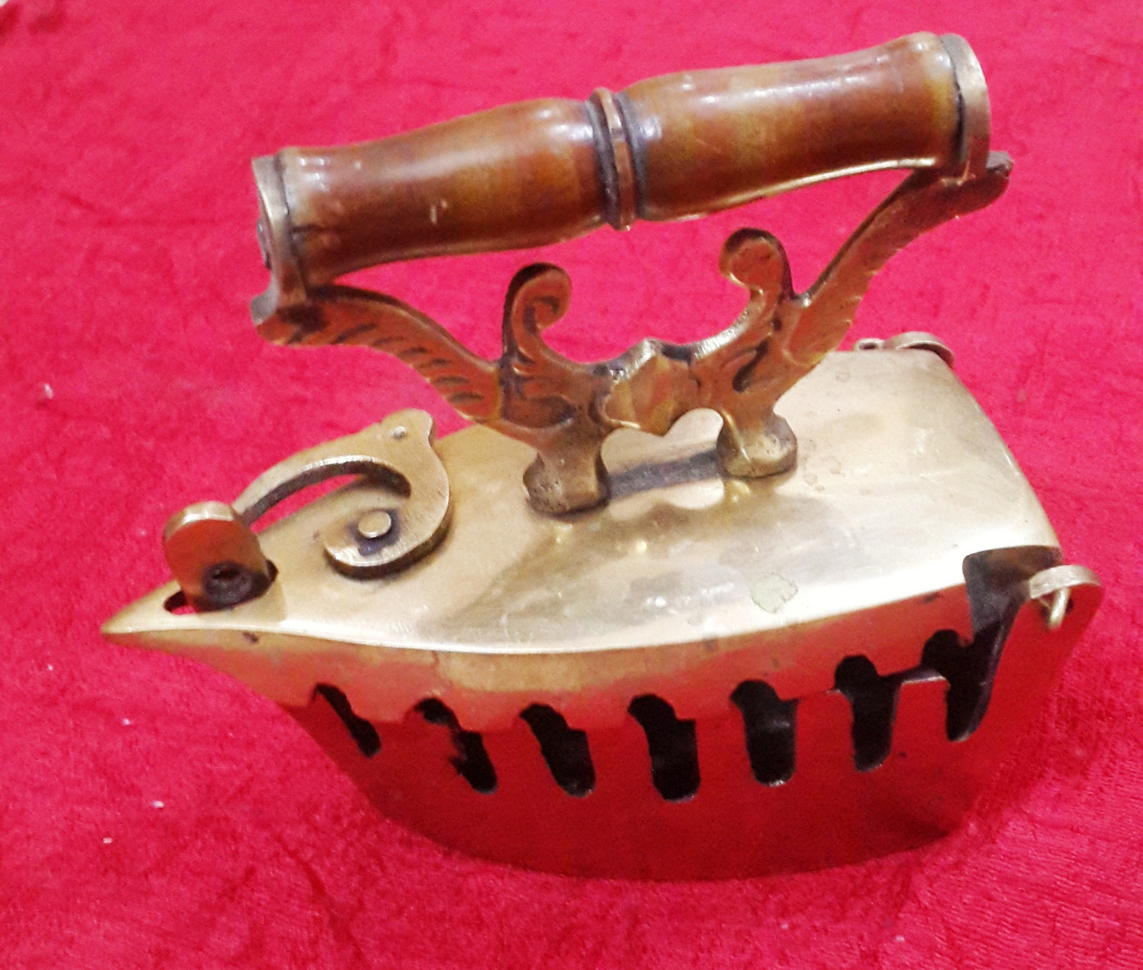 Charcoal Iron Press Vintage Handmade Brass Paper Weight Showpiece Gift