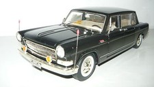 Kader CA770, Chinesische Staatslimousine Red Flag Car, limitiert, 1/24,NEU & OVP