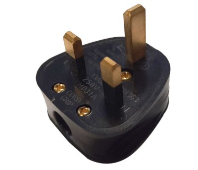 Vogueing Tool UK-Netzstecker – 2 Stück, 13 A, 250 V, Mit Schalter & Neon-Licht
