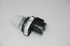 ALLEN BRADLEY 800T-PH16W WHITE PILOT LIGHT SERIES U 120V 50/60HZ NEW