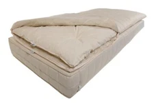 Mattress topper made from hemp, cotton, sheep's wool. Cover: Organic Cotton