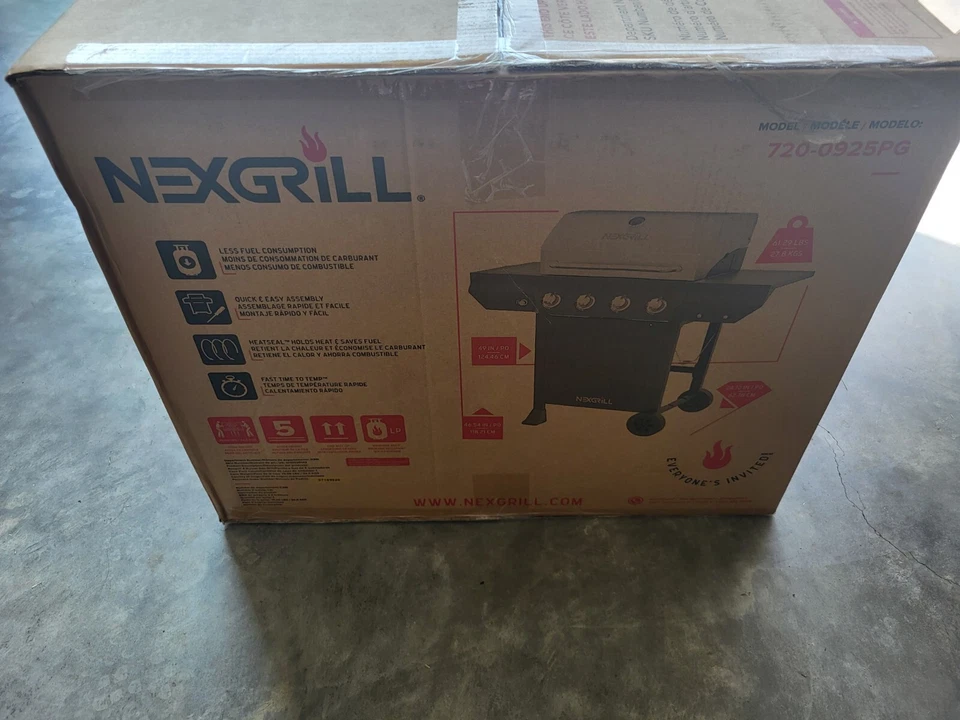 Parrilla de gas propano de 4 quemadores Nexgrill tapa principal de acero inoxidable - negra 720-0925PG Foto 3 de 4