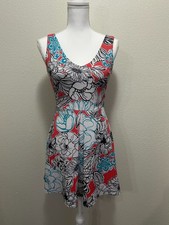 Soprano mini dress, fit and flare, white multi colors, v-neck, small