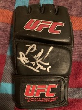 Vintage Paul Semtex Daley Signed MMA UFC 108 Fight Glove Autograph PFL Bellator