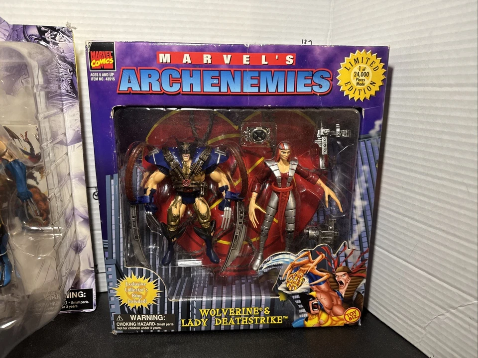 Lote de figuras de acción nuevas en caja Toybiz y Marvel Select Wolverine figuras de acción de colección Foto 3 de 4