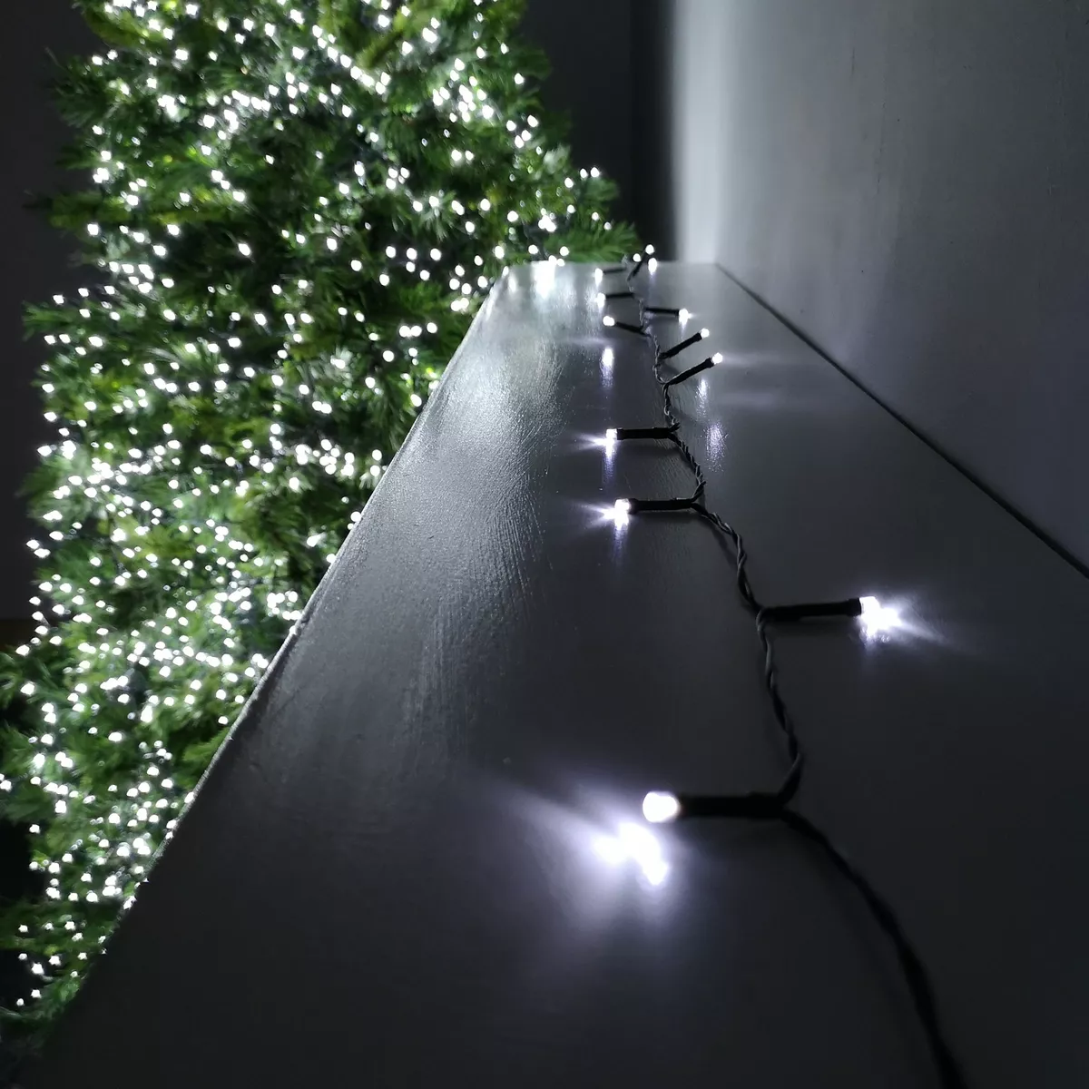 600 LED 60m Premier Battery 8 Function Outdoor Smart Timer Lights