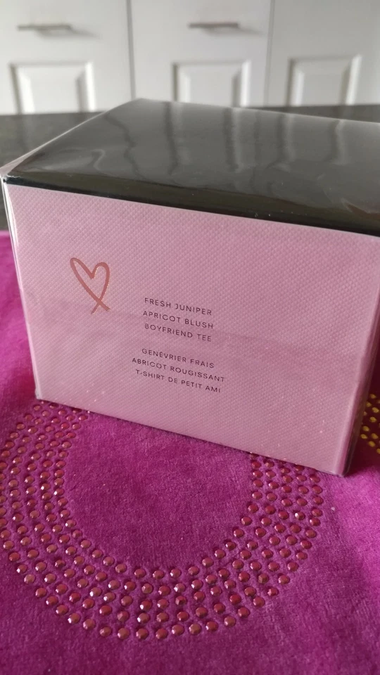 Crema fragancia VS LOVE 6,7 OZ SELLADA Foto 4 de 4