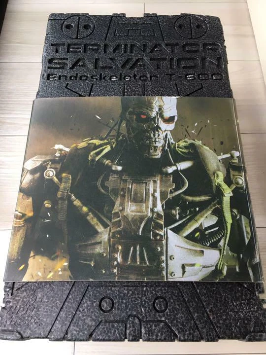 Terminator 4 End Skeleton T-600 Hot Toys Movie Masterpiece Action Figure 1/6 Toy - Image 3 of 4