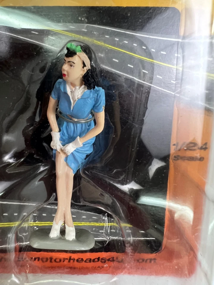 Trixie #344 FIGURINE 1/24 Motorhead Miniatures Display Hand Painted Fiqure 1:24 - Image 2 of 3