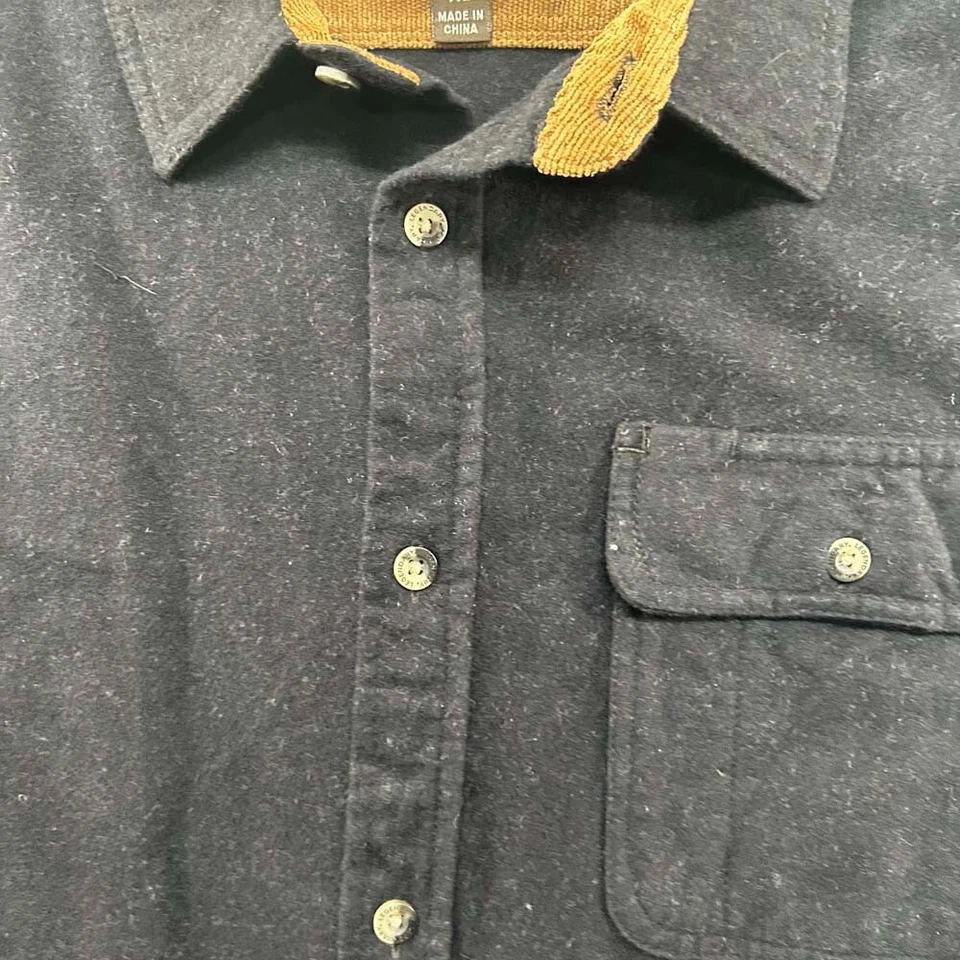 Legendary Whitetails Shirt Mens XL Black 100 Cotton Brushed Flannel Corduroy - Image 3 of 4