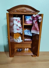 Vintage 1:12 Reutter Wardrobe, Clothing, Shoes, & Toiletries Dollhouse Furniture