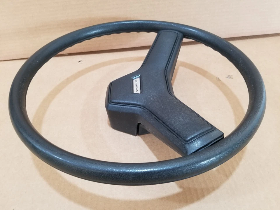 84-91 Chevy Full Size Van Factory Steering Wheel   HIGH GRAIN - Image 3 of 4