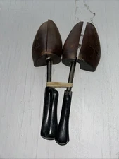 Shoe Keepers by Rochester Shoe Tree Company Regal Travel Tree Spring Loaded