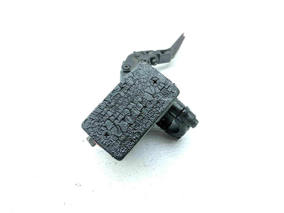 99 07 Cilindro maestro de freno delantero Suzuki Hayabusa GSX1300R con palanca Foto 2 de 4