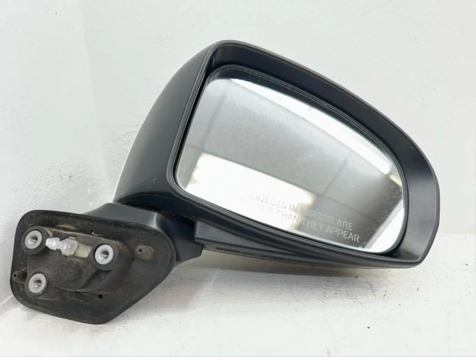 Белое оригинальное боковое зеркало заднего вида для правостороннего пассажира Toyota Prius 2010-2015 годов выпуска - Изображение 2 из 4