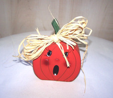 Handpainted Wood Pumpkin Face Signed DEE with Raffia 4 x 5.5 x 1.5 In.